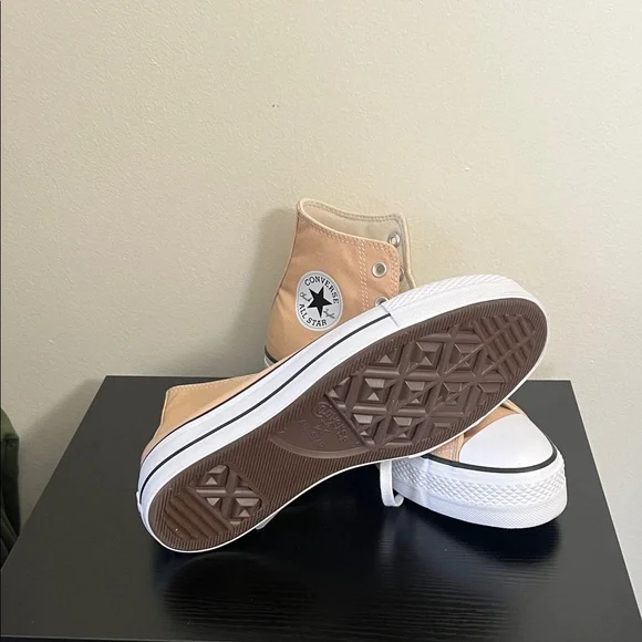 High-Top Platform Converse in Tan and White - Picture 3 of 4